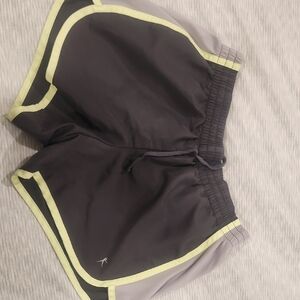 DanSkin Women's Gray and Yellow Athletic Shorts xs (0-2)